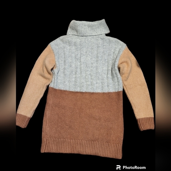 SKIES ARE BLUE Med oversized turtle neck long sweater style 43989 - Picture 11 of 12